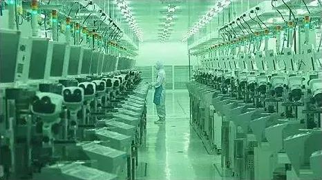 IDM及晶圆代工厂商如何引领先进封装技术的创新浪潮