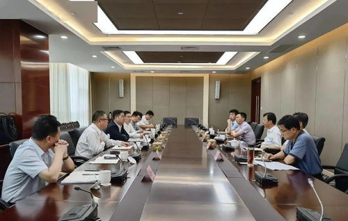 振华重工主要领导拜会南通经济技术开发区党工委书记张建华